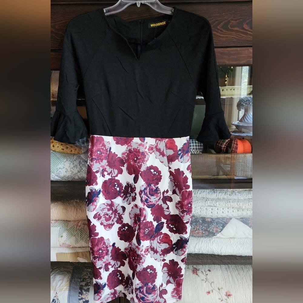 Woosunze Black Dress